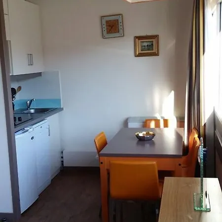 Imperial Apartment *